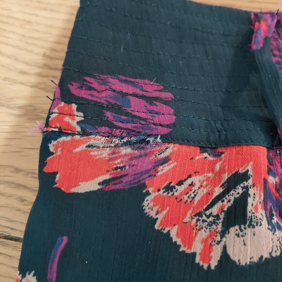 Greylin Purple Floral Wide Leg Palazzo Pants Sheer Vacation Travel Medium Flaw - Picture 8 of 9